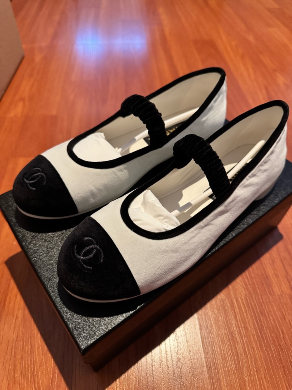 Chanel Velvet Maryjane Flats- White and Black Cap toe